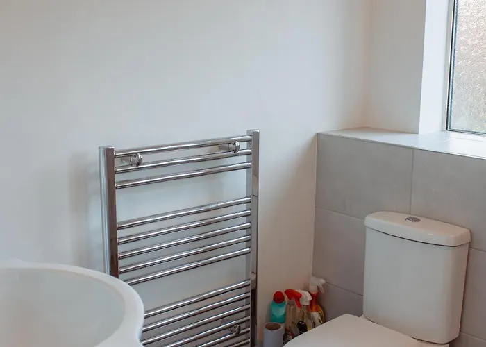 Spacious 4-bed Flat - 10 Mins To Centre Apartamento